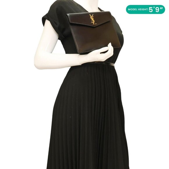 Yves Saint Laurent  Uptown Envelope Smooth Shiny Calfskin Leather Pouch Black - Picture 2 of 13